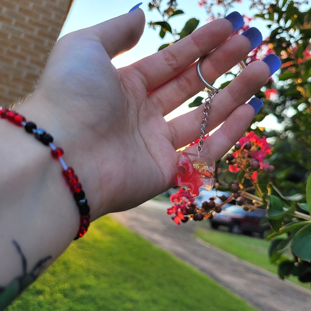 Puzzle Piece Keychains - Picture 2 of 3